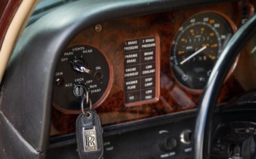 Rolls-Royce-Silver-Shadow-II-1979-4-Door-Sedan-29