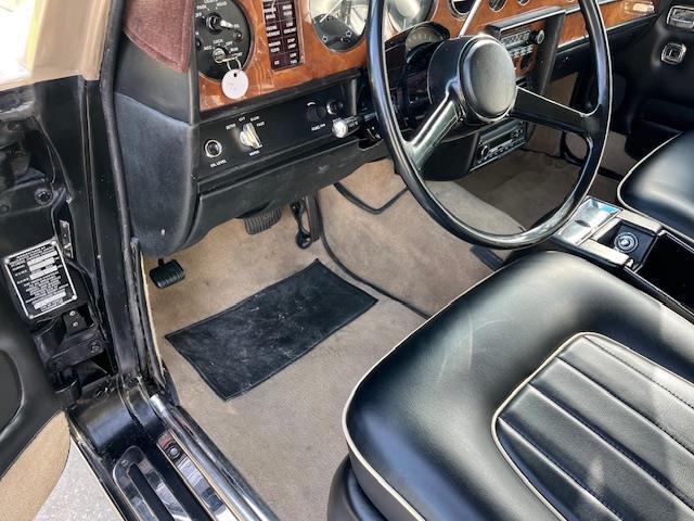 Rolls-Royce-Silver-Shadowii-1979-Sedan-27