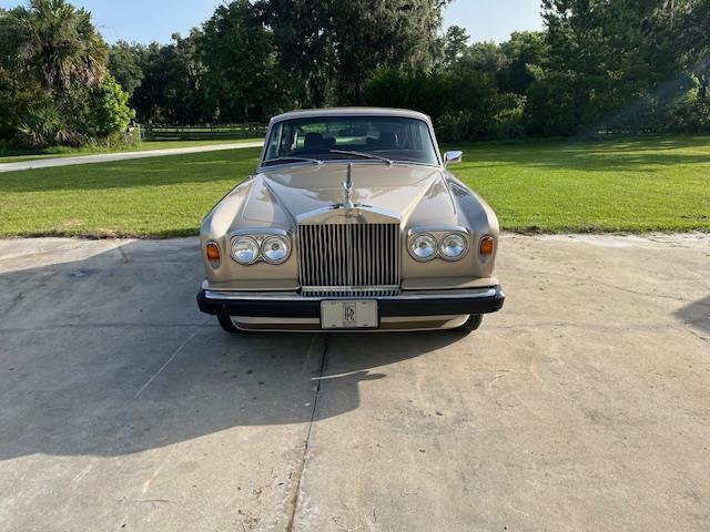 Rolls-Royce-Silver-Shadowii-1979-Sedan-3