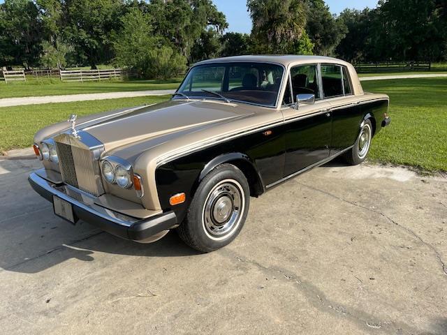 Rolls-Royce-Silver-Shadowii-1979-Sedan