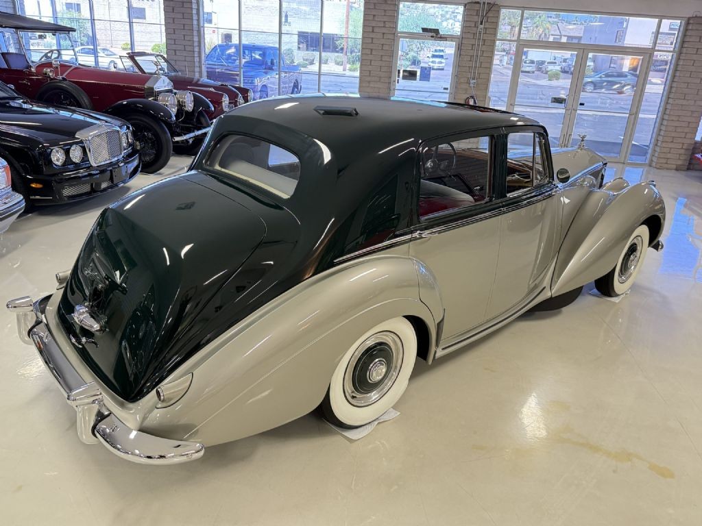 Rolls-Royce-Silver-SpiritSpurDawn-1953-Saloon-Sedan-22
