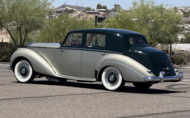 Rolls-Royce-Silver-SpiritSpurDawn-1953-Saloon-Sedan-5