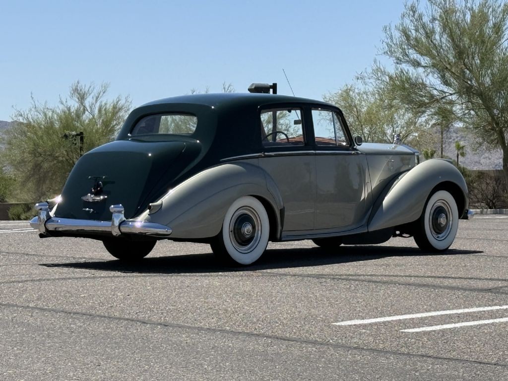 Rolls-Royce-Silver-SpiritSpurDawn-1953-Saloon-Sedan-9