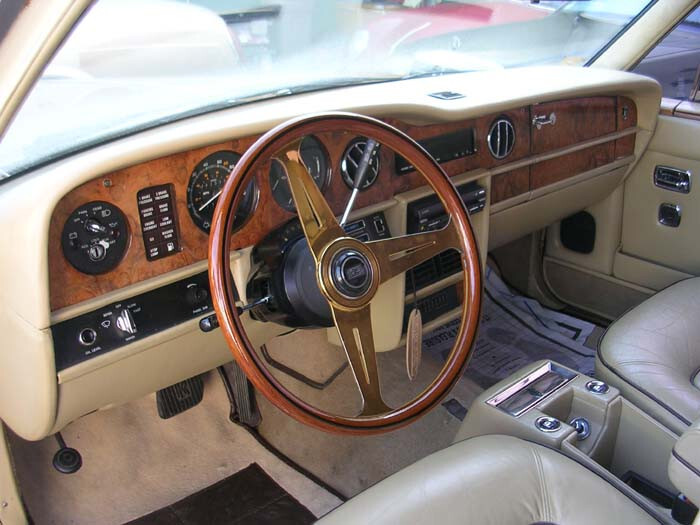 Rolls-Royce-Silver-SpiritSpurDawn-1981-Sedan-10