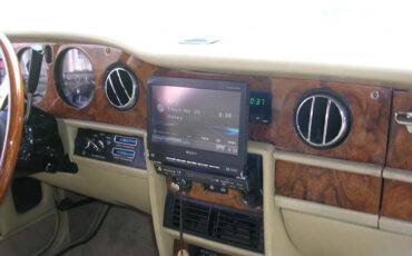 Rolls-Royce-Silver-SpiritSpurDawn-1981-Sedan-11
