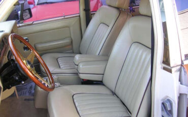 Rolls-Royce-Silver-SpiritSpurDawn-1981-Sedan-12