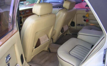 Rolls-Royce-Silver-SpiritSpurDawn-1981-Sedan-13