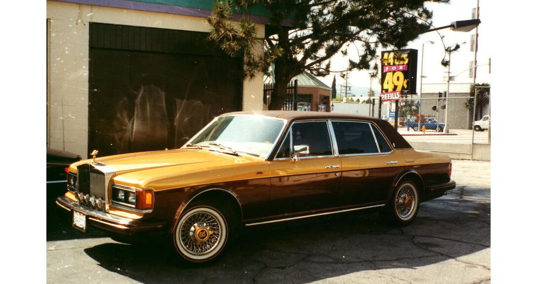 Rolls-Royce-Silver-SpiritSpurDawn-1981-Sedan-17