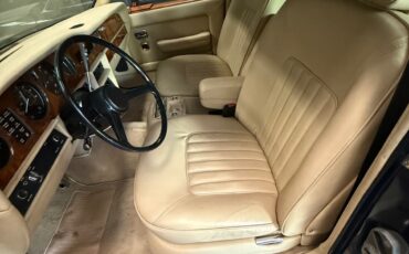 Rolls-Royce-Silver-SpiritSpurDawn-1982-Sedan-5