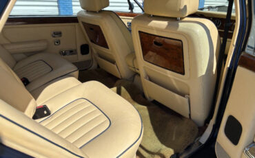 Rolls-Royce-Silver-SpiritSpurDawn-1985-Sedan-13