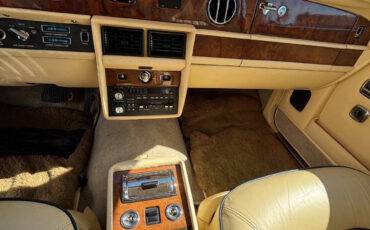 Rolls-Royce-Silver-SpiritSpurDawn-1985-Sedan-19