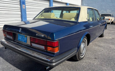 Rolls-Royce-Silver-SpiritSpurDawn-1985-Sedan-2