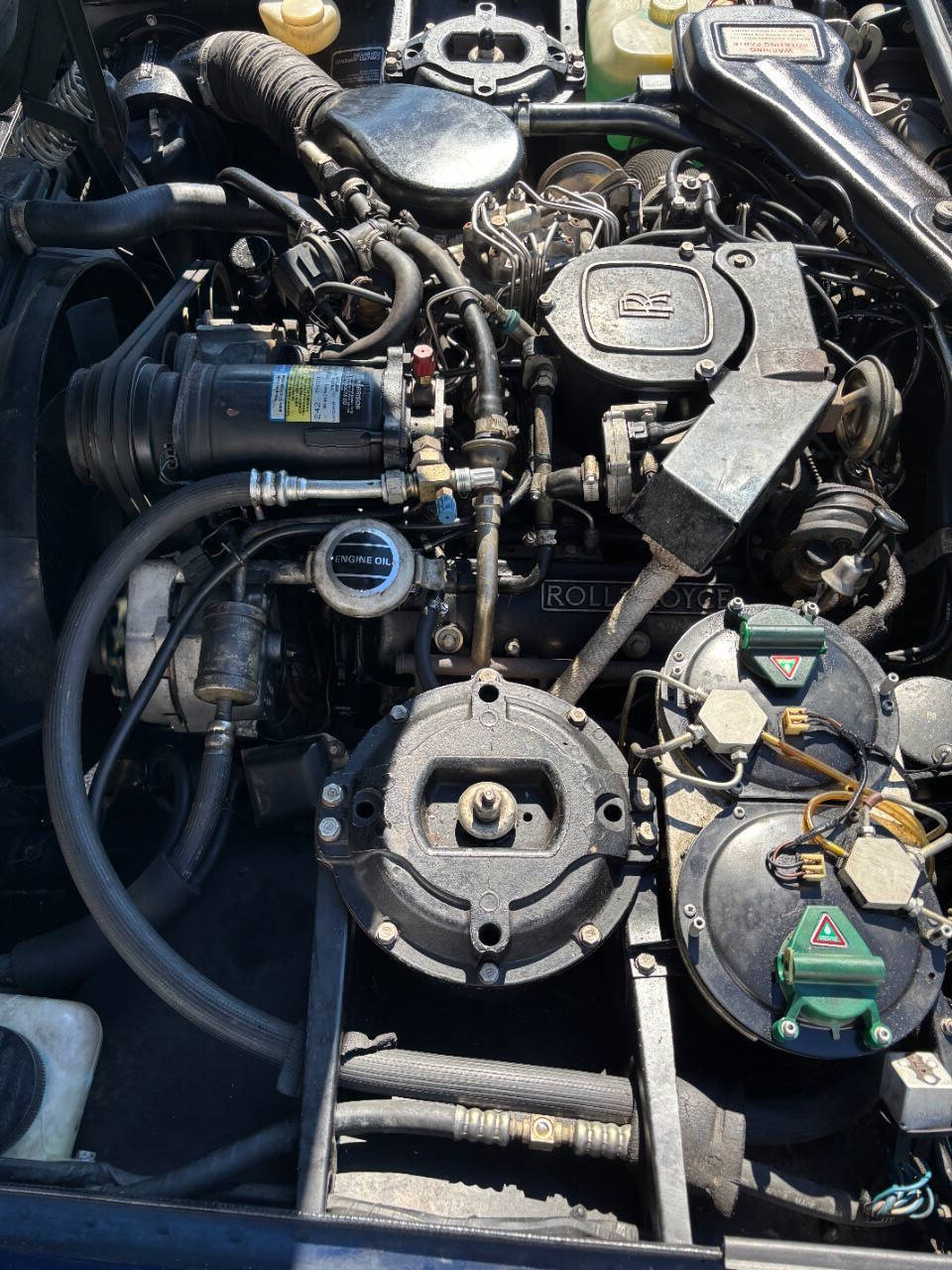 Rolls-Royce-Silver-SpiritSpurDawn-1985-Sedan-4