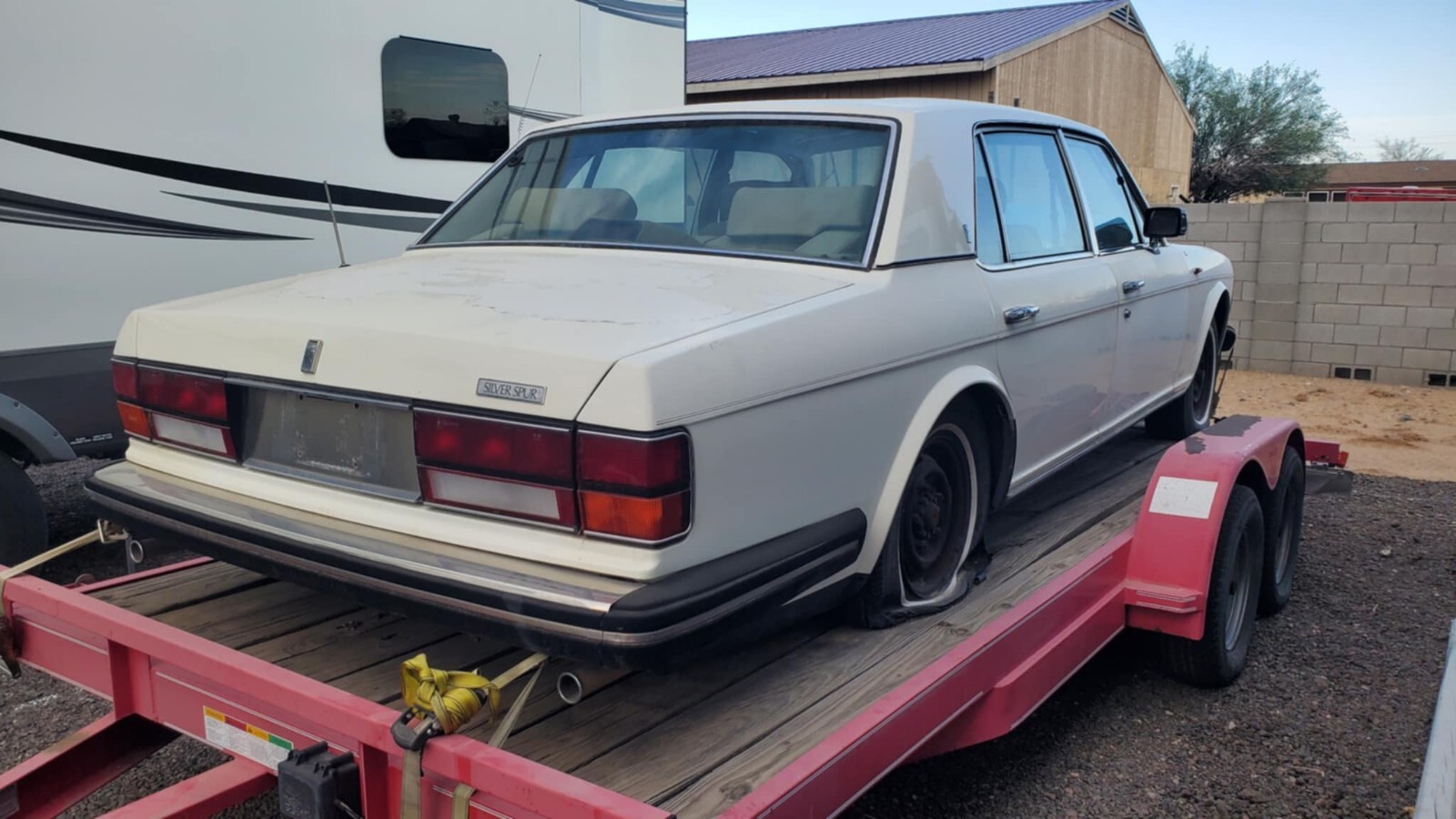 Rolls-Royce-Silver-SpiritSpurDawn-1986-Sedan-3
