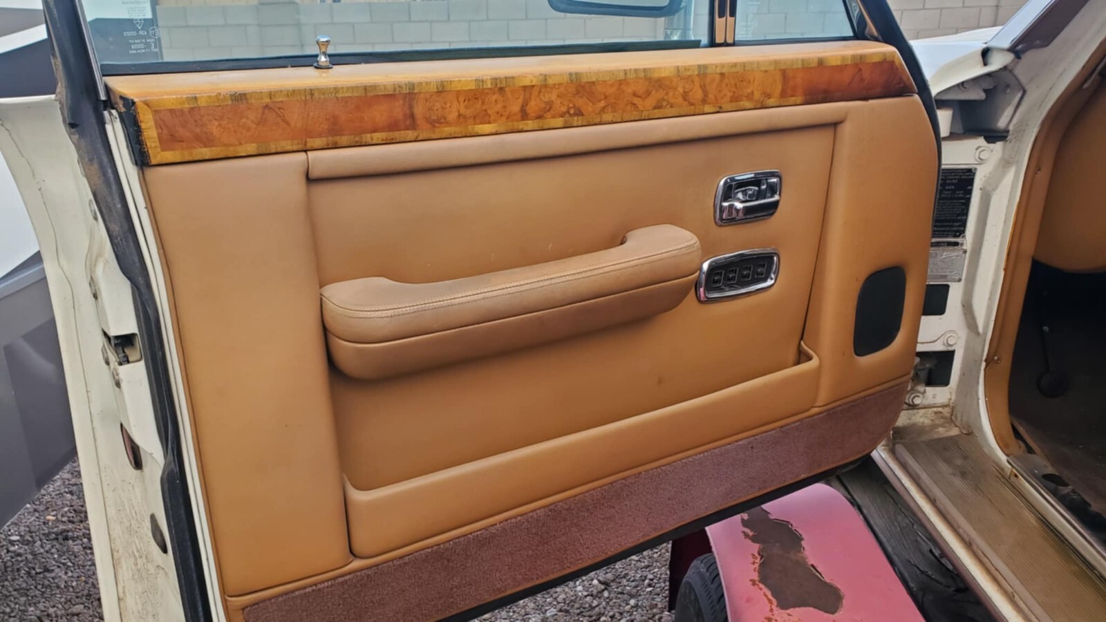 Rolls-Royce-Silver-SpiritSpurDawn-1986-Sedan-4