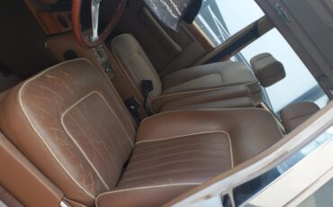 Rolls-Royce-Silver-SpiritSpurDawn-1986-Sedan-7