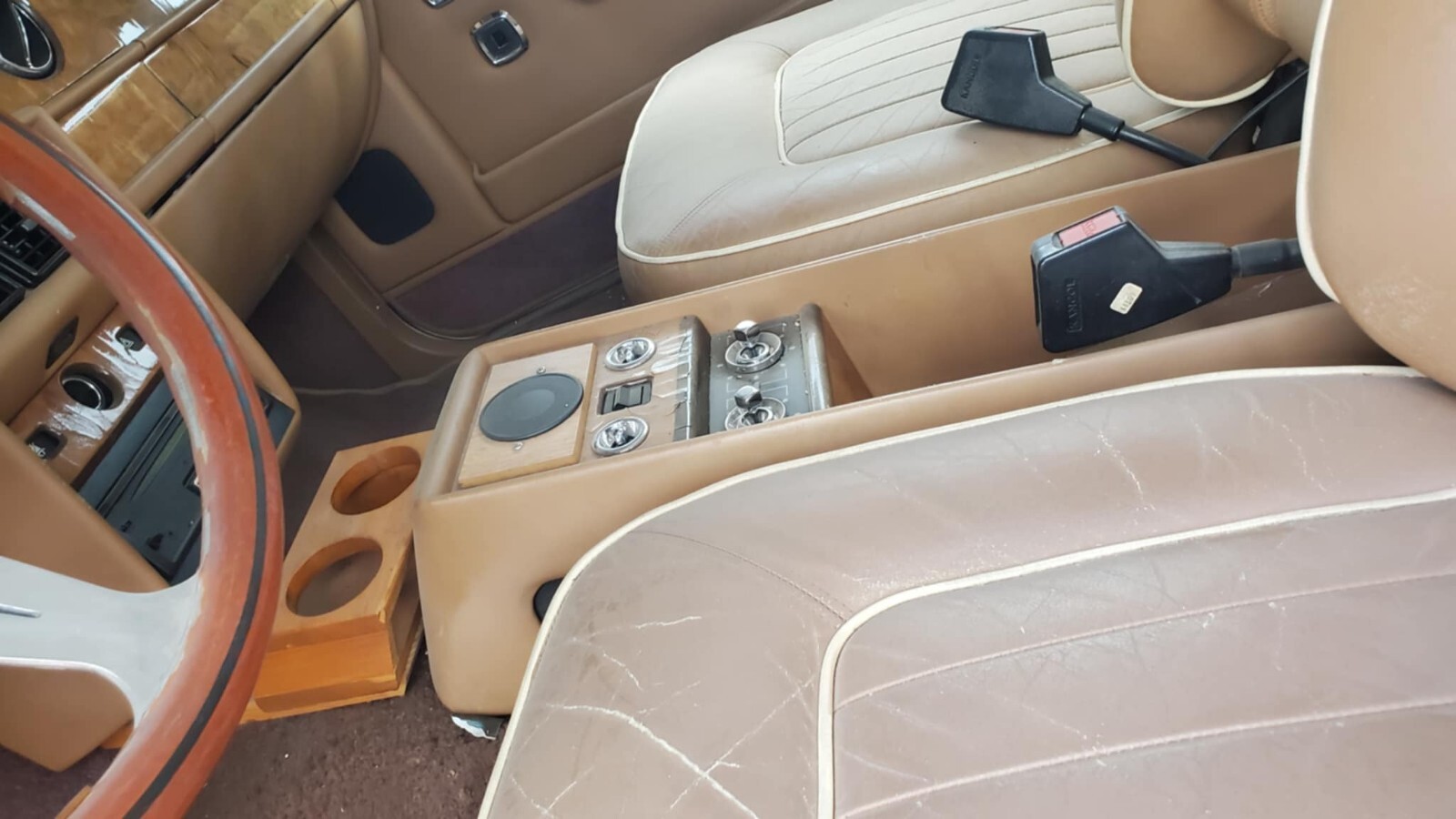 Rolls-Royce-Silver-SpiritSpurDawn-1986-Sedan-8