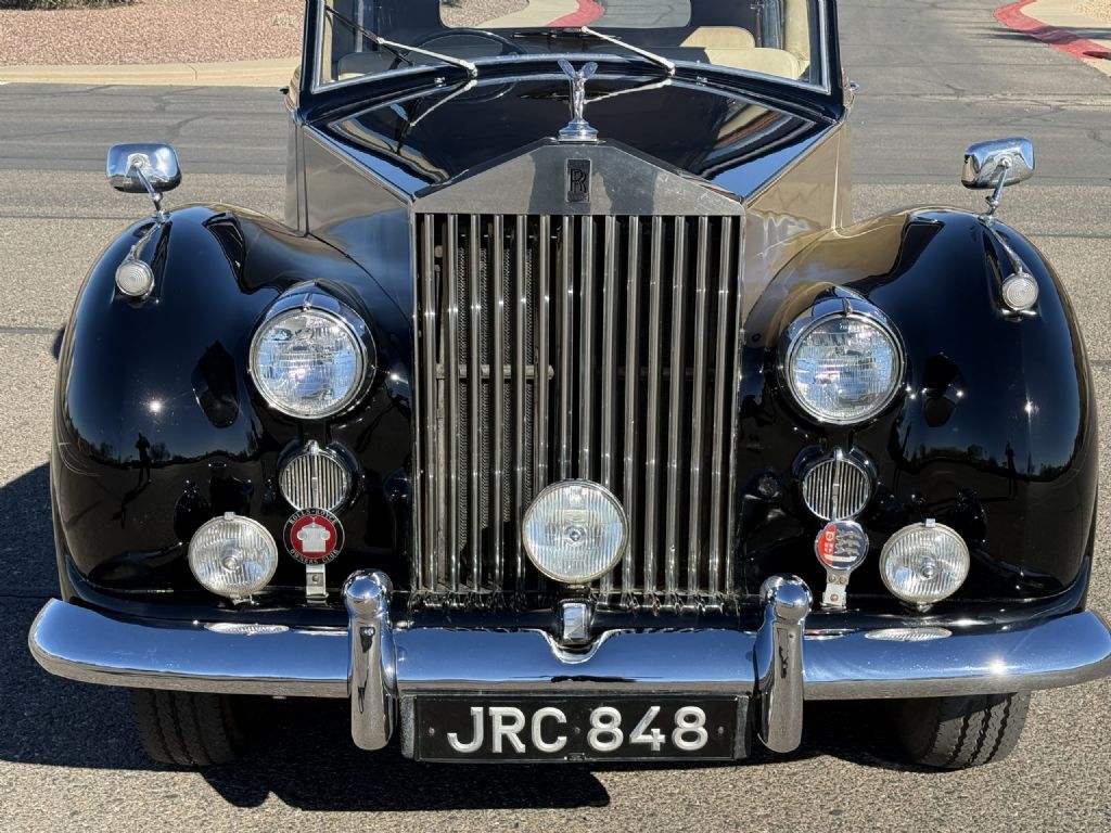 Rolls-Royce-Silver-Wraith-1956-Seven-Passenger-Limousine-13
