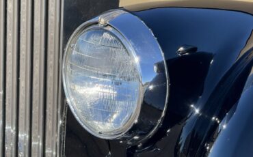 Rolls-Royce-Silver-Wraith-1956-Seven-Passenger-Limousine-15