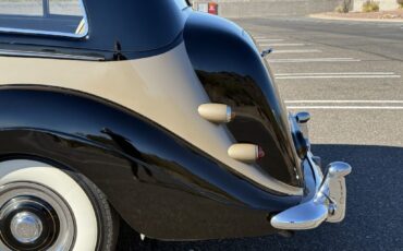 Rolls-Royce-Silver-Wraith-1956-Seven-Passenger-Limousine-21