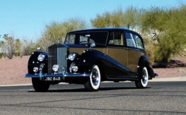 Rolls-Royce-Silver-Wraith-1956-Seven-Passenger-Limousine-31
