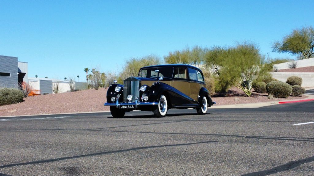 Rolls-Royce-Silver-Wraith-1956-Seven-Passenger-Limousine-32