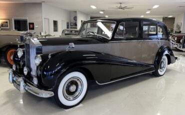 Rolls-Royce-Silver-Wraith-1956-Seven-Passenger-Limousine-37