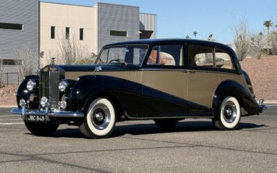 Rolls-Royce Silver Wraith 1956 Seven-Passenger Limousine