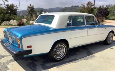Rolls-Royce-Wraith-1978-Sedan-10