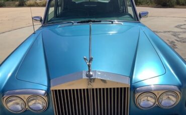 Rolls-Royce-Wraith-1978-Sedan-3