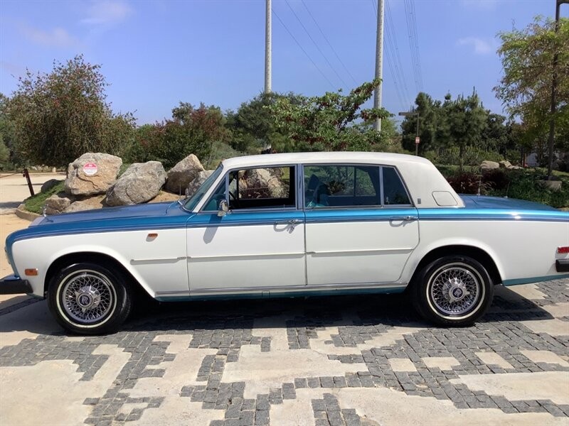 Rolls-Royce-Wraith-1978-Sedan-5