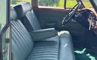 Rolls-Royce-silver-cloud-ii-1961-14