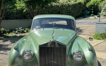 Rolls-Royce-silver-cloud-ii-1961-9