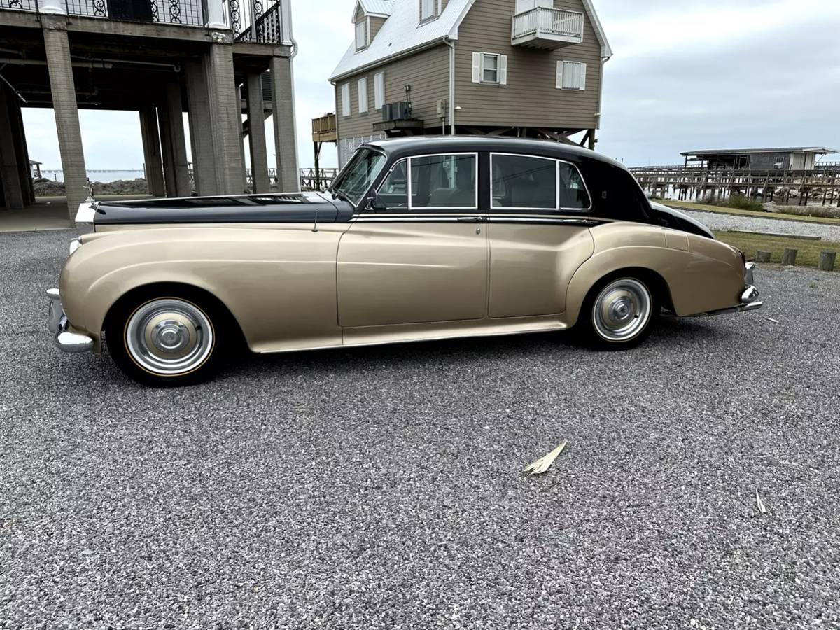 Rolls-royce-Silver-cloud-ii-1960-1