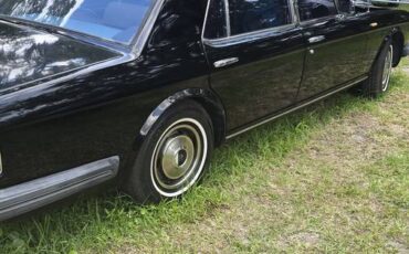 Rolls-royce-Silver-spur-1982-black-16