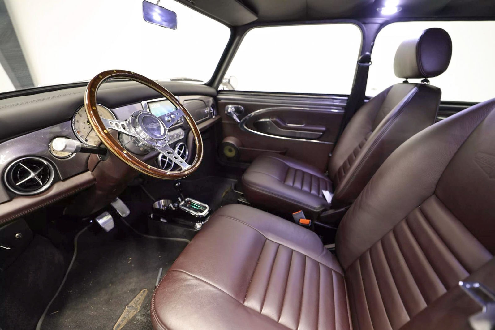 Rover-Mini-1992-2d-Coupe-11