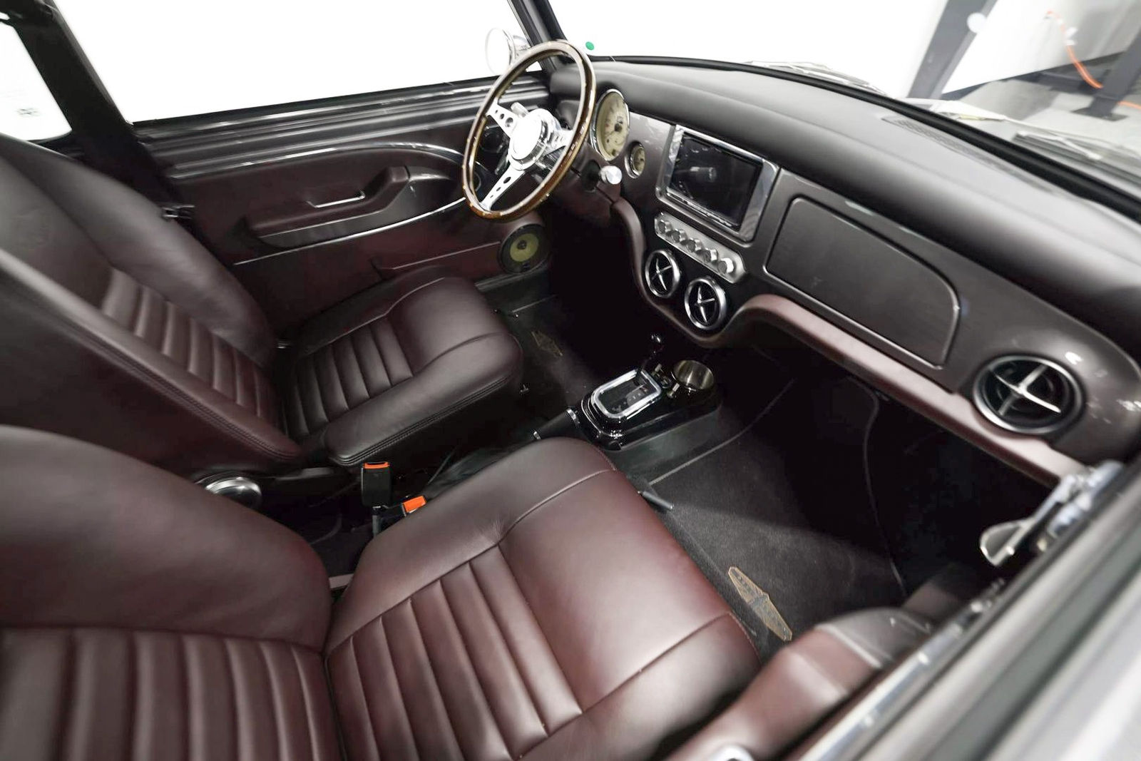Rover-Mini-1992-2d-Coupe-12