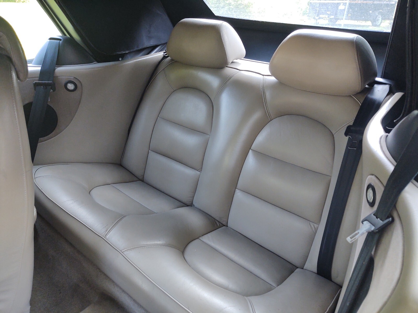 Saab-900-1992-Convertible-14