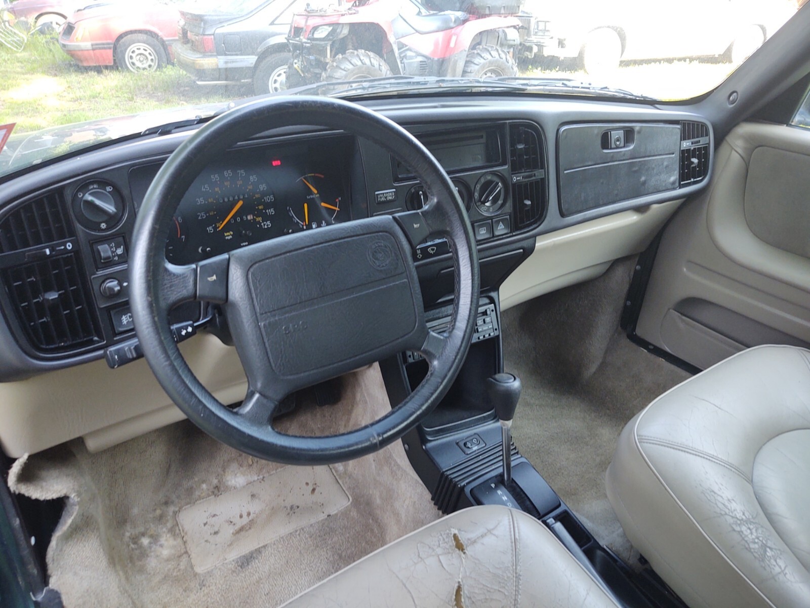 Saab-900-1992-Convertible-16
