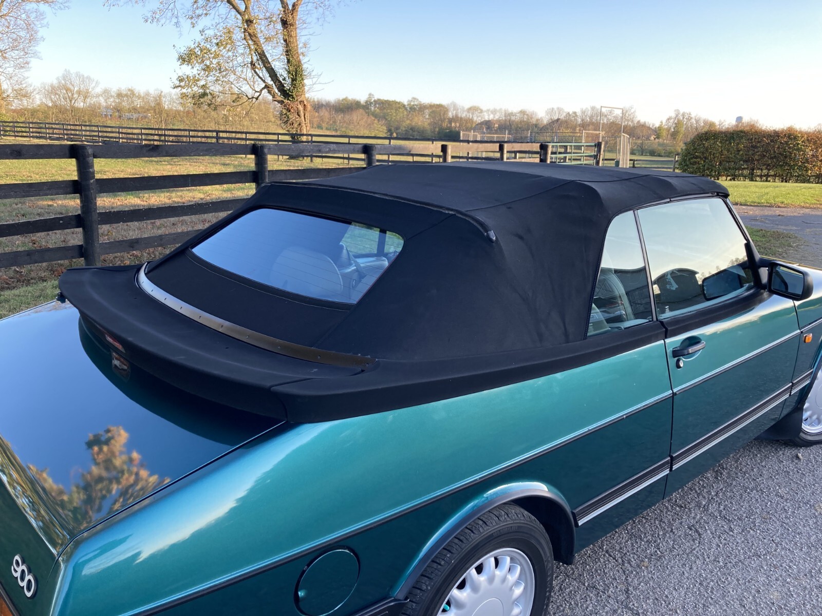 Saab-900-1993-Convertible-14
