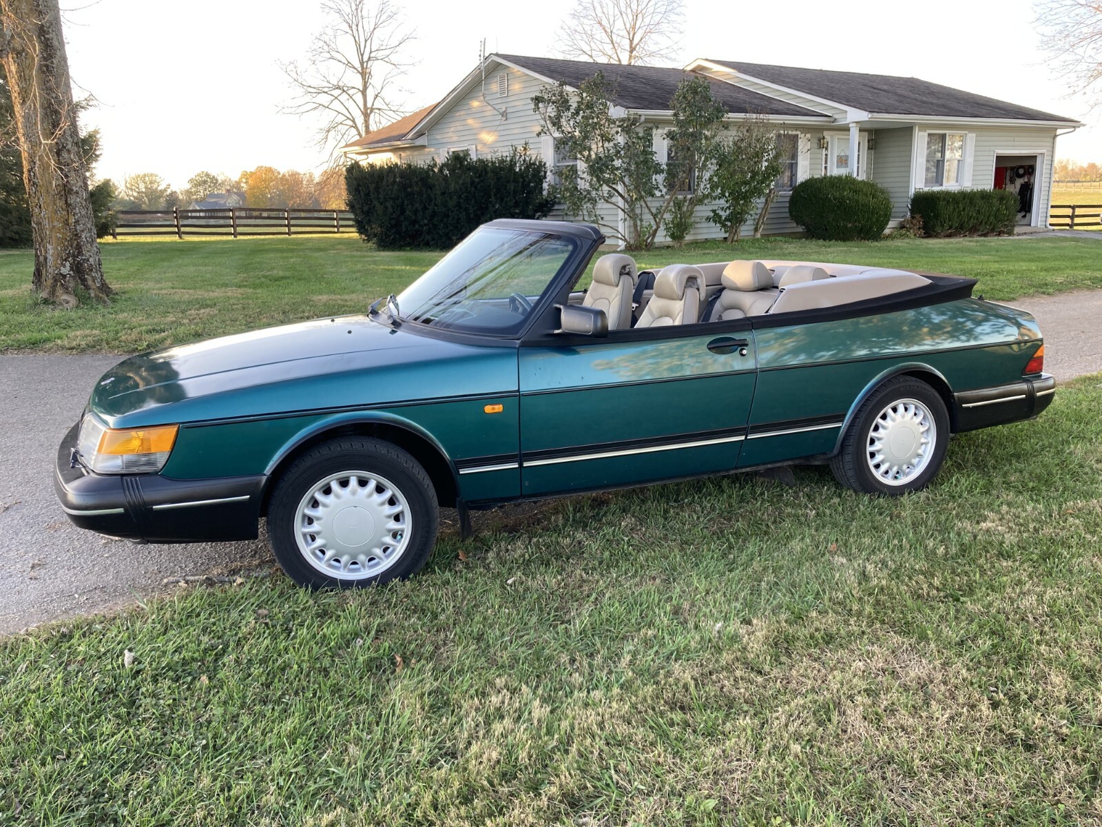 Saab-900-1993-Convertible-6