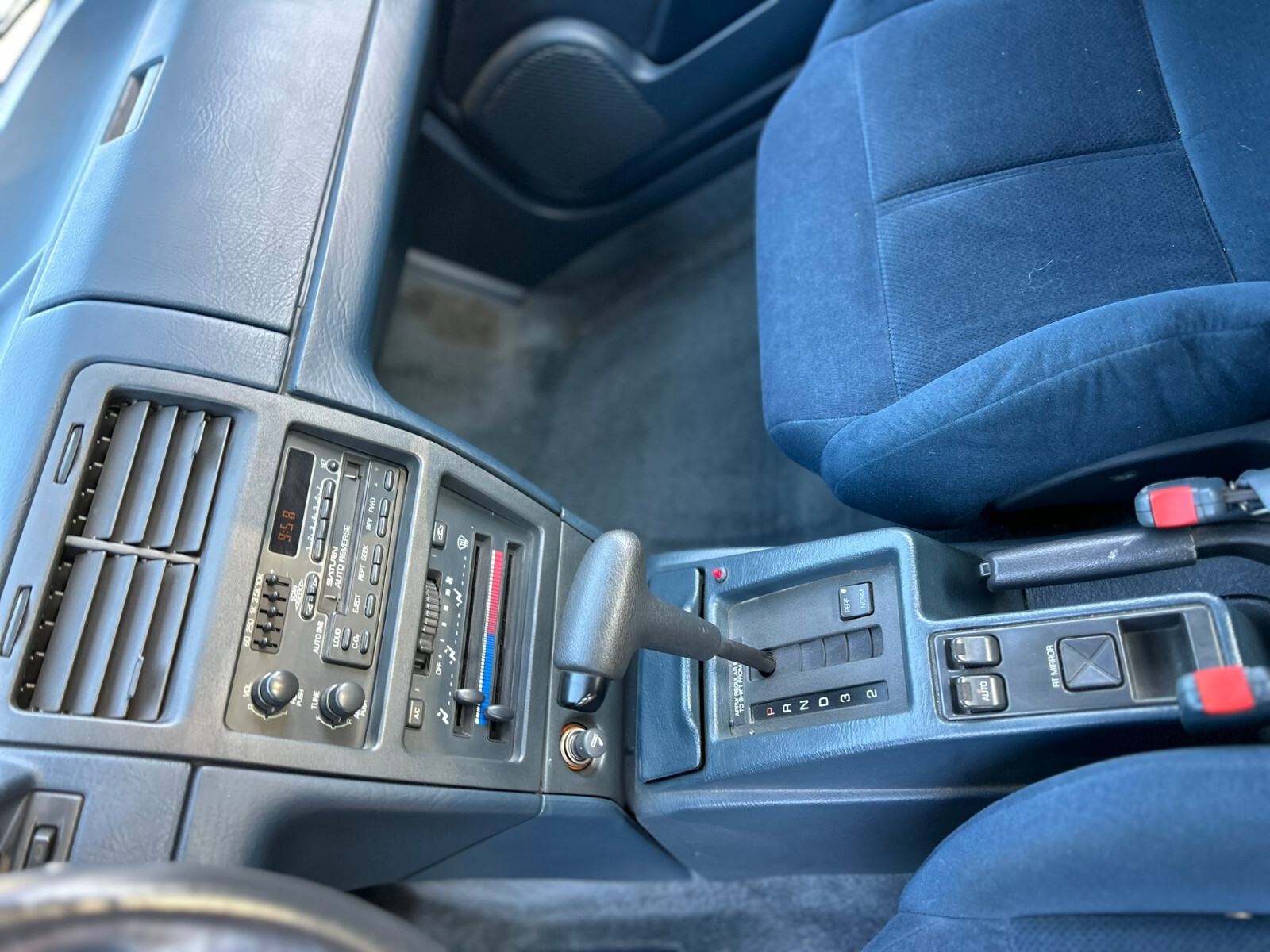 Saturn-S-Series-1991-Coupe-14