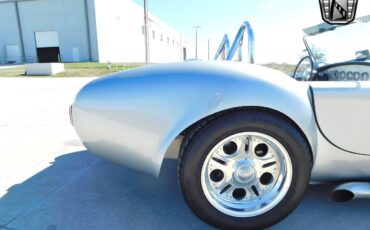 Shelby-Cobra-1964-Race-Car-17