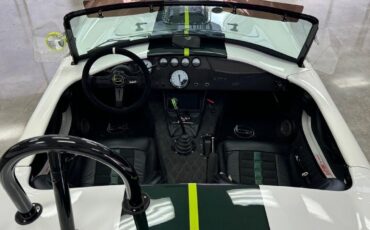 Shelby-Cobra-Replica-1965-Roadster-7