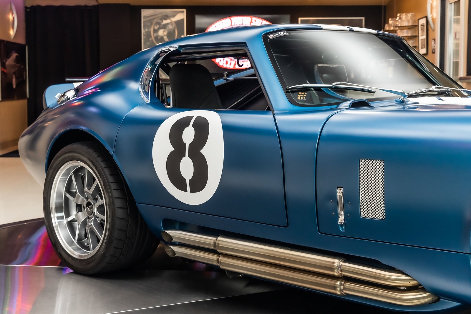 Shelby-Daytona-Coupe-1965-Coupe-21