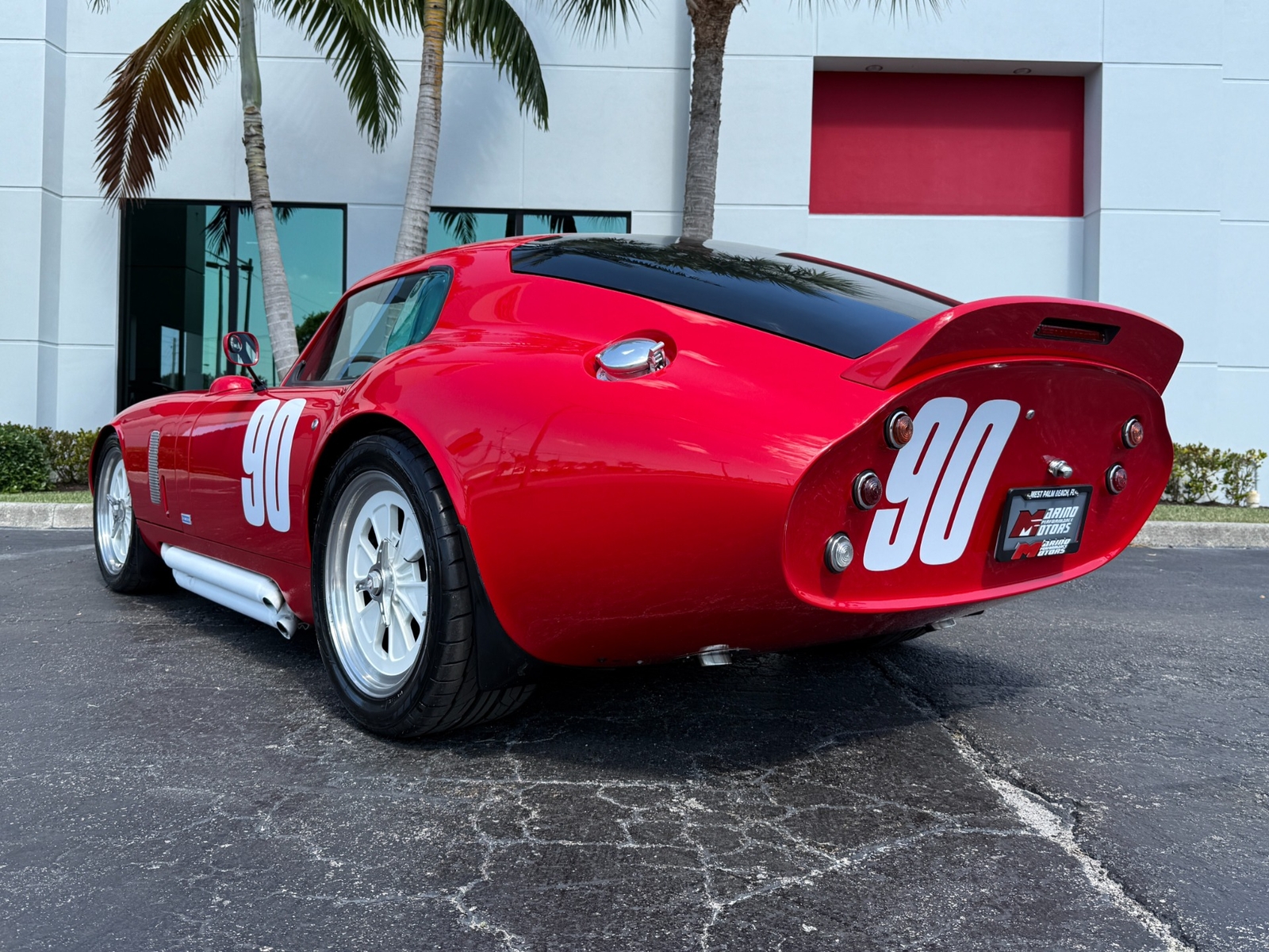 Shelby-Daytona-Coupe-Superformance-1965-2-Door-Coupe-10