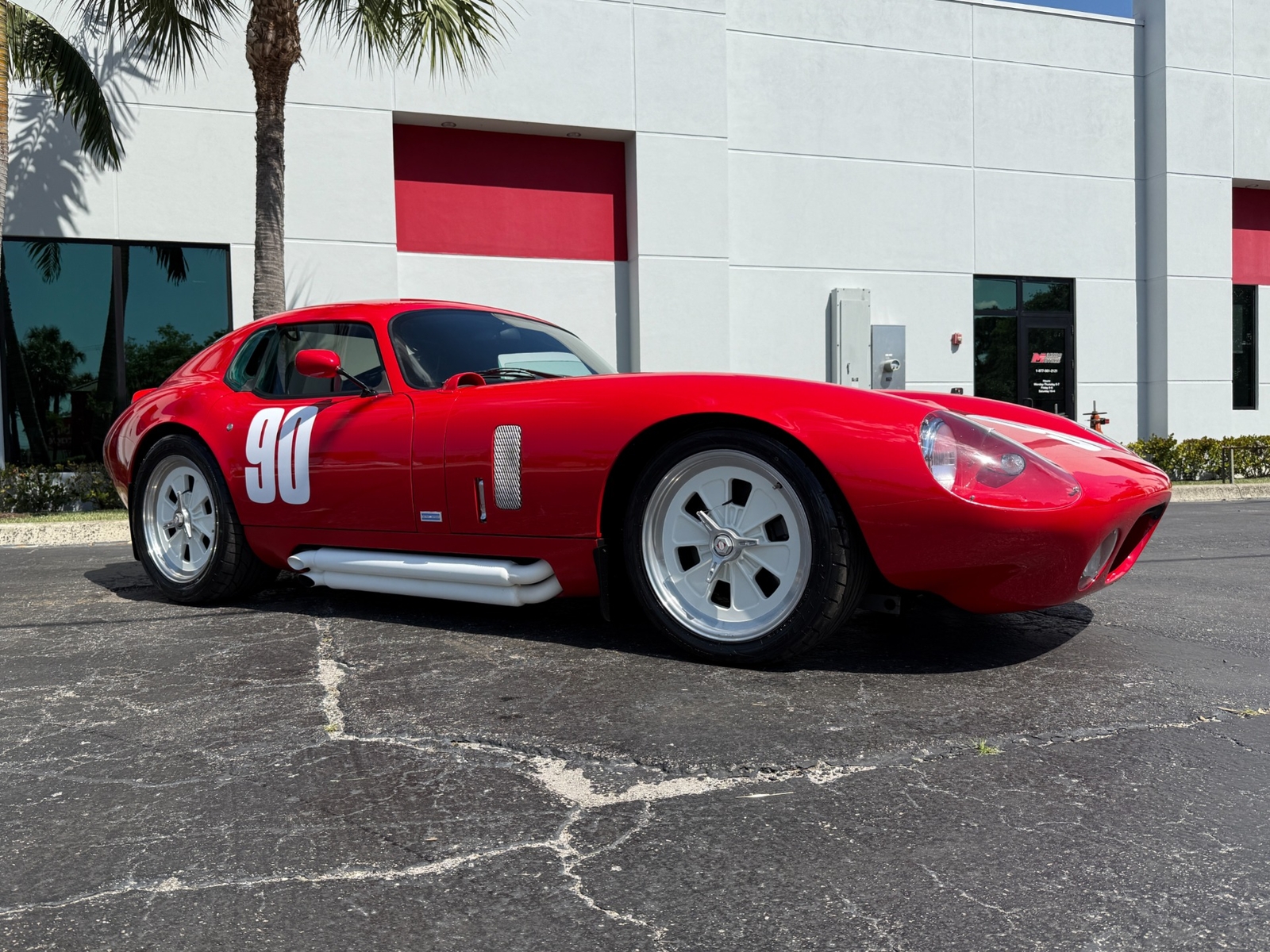 Shelby-Daytona-Coupe-Superformance-1965-2-Door-Coupe-14