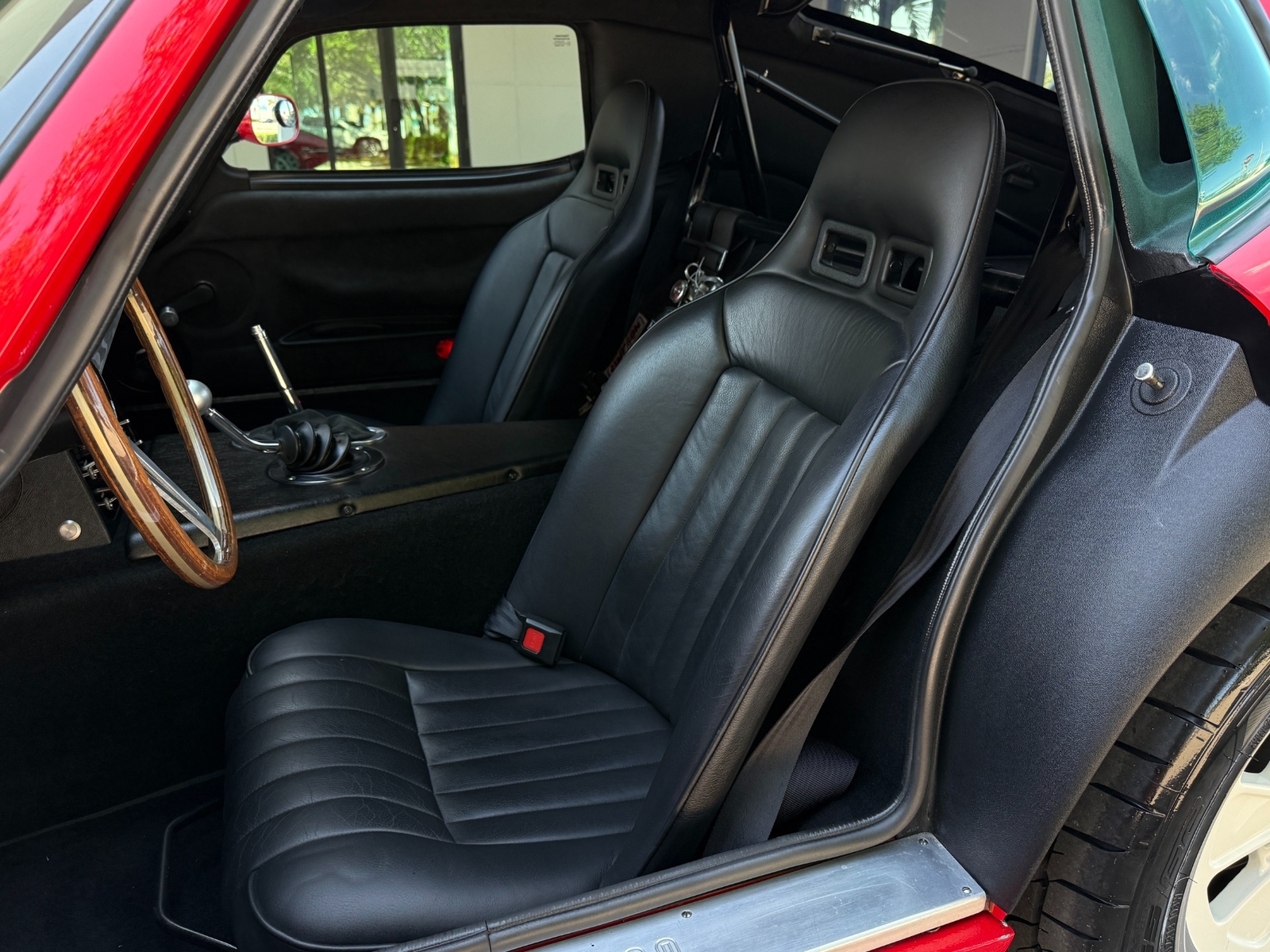 Shelby-Daytona-Coupe-Superformance-1965-2-Door-Coupe-29