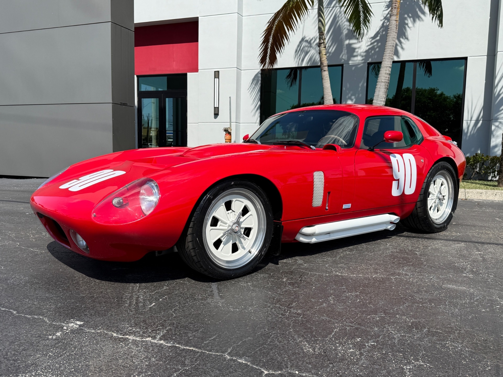 Shelby-Daytona-Coupe-Superformance-1965-2-Door-Coupe-7