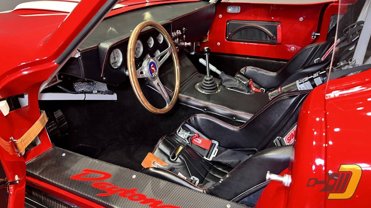 Shelby-Daytona-coupe-replica-1965-red-8
